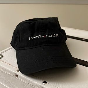 Tommy Hilfiger hat
